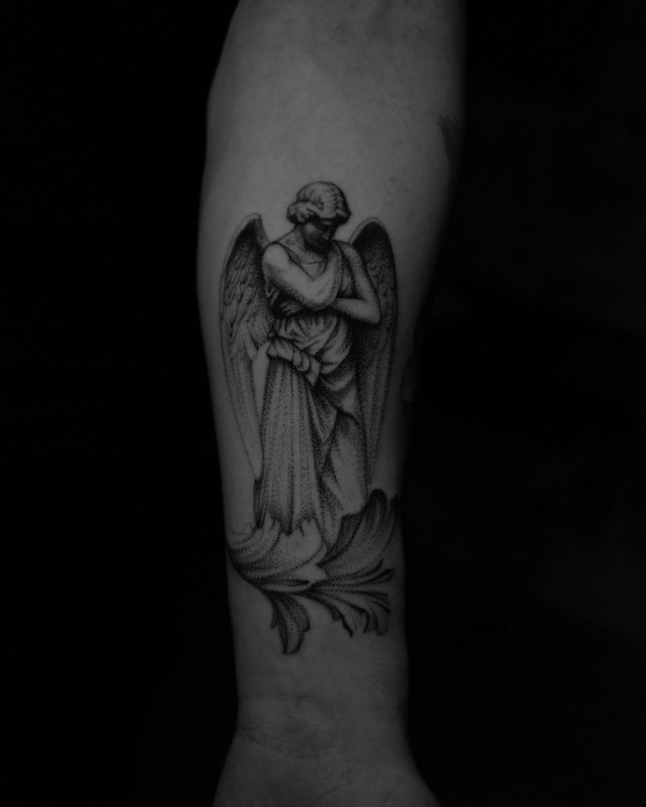 Angelo custode, tatuaggio realistico sull'avambraccio di Bobby, STUDIO MIBO